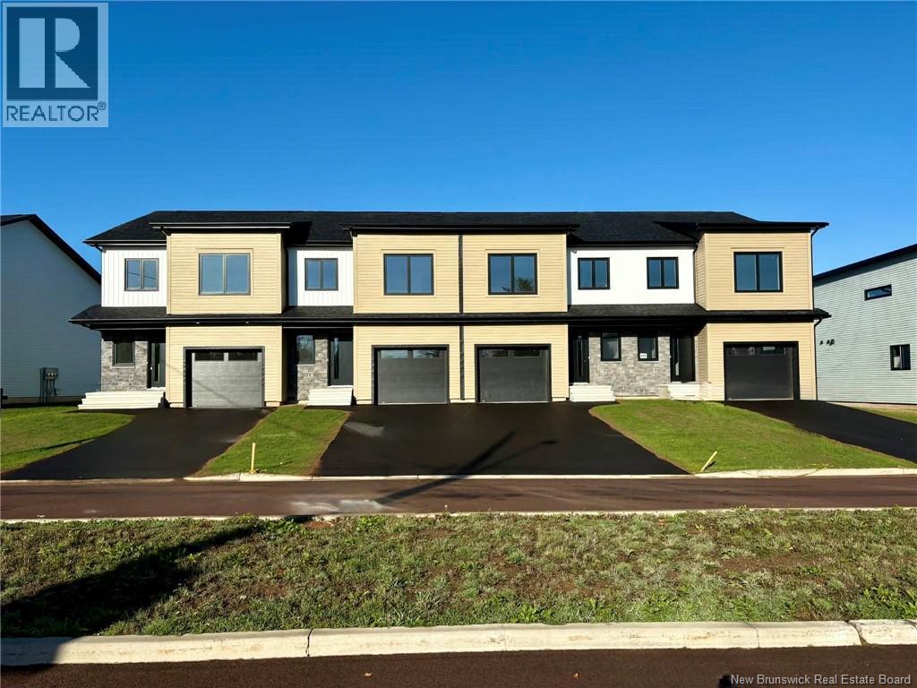 216 Dickey Blvd, Riverview, NB E1B 4X2