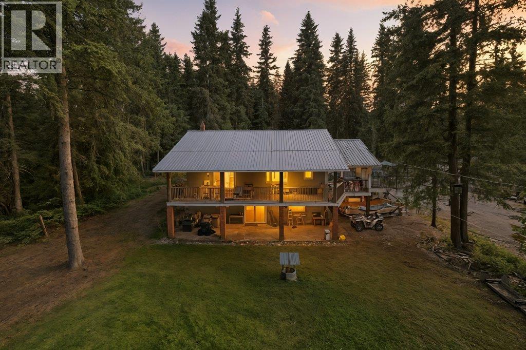 857 Grandview Bench Rd, Salmon Arm, BC V1E 2X8