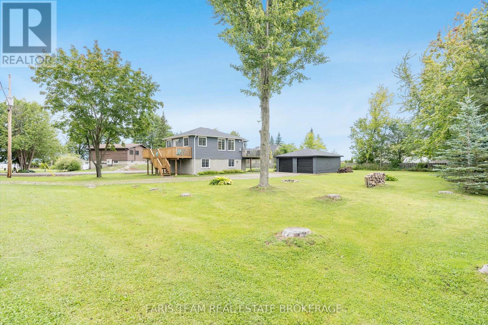 11 Tanners Rd, Tay, ON L0K 2C0