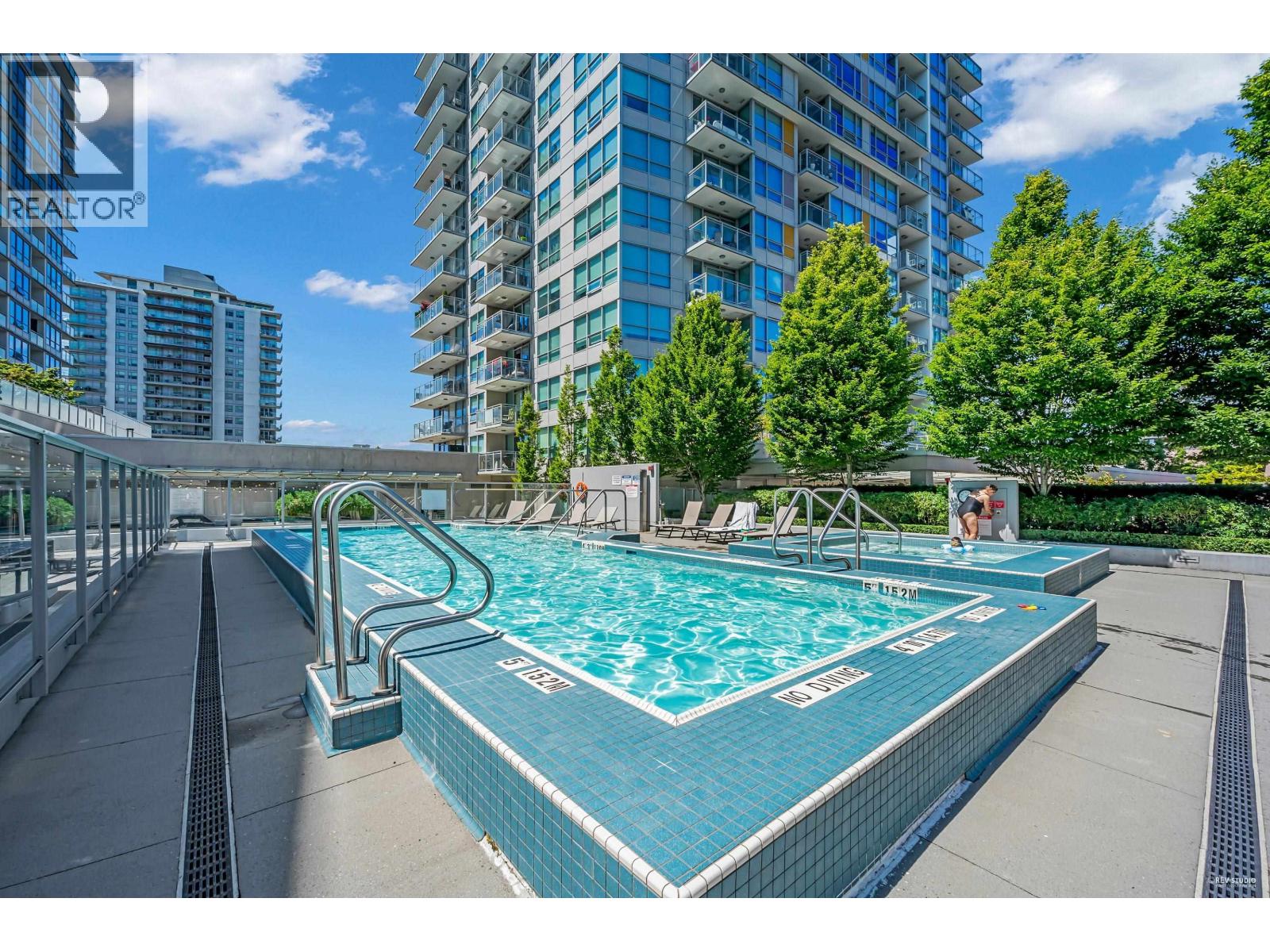 125 E 14th Street Unit 2101 St, North Vancouver, BC V7L 0E6
