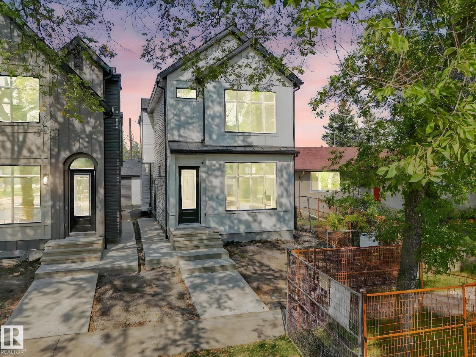 89 Av Nw Unit 7940, Edmonton, AB T6C 1N5