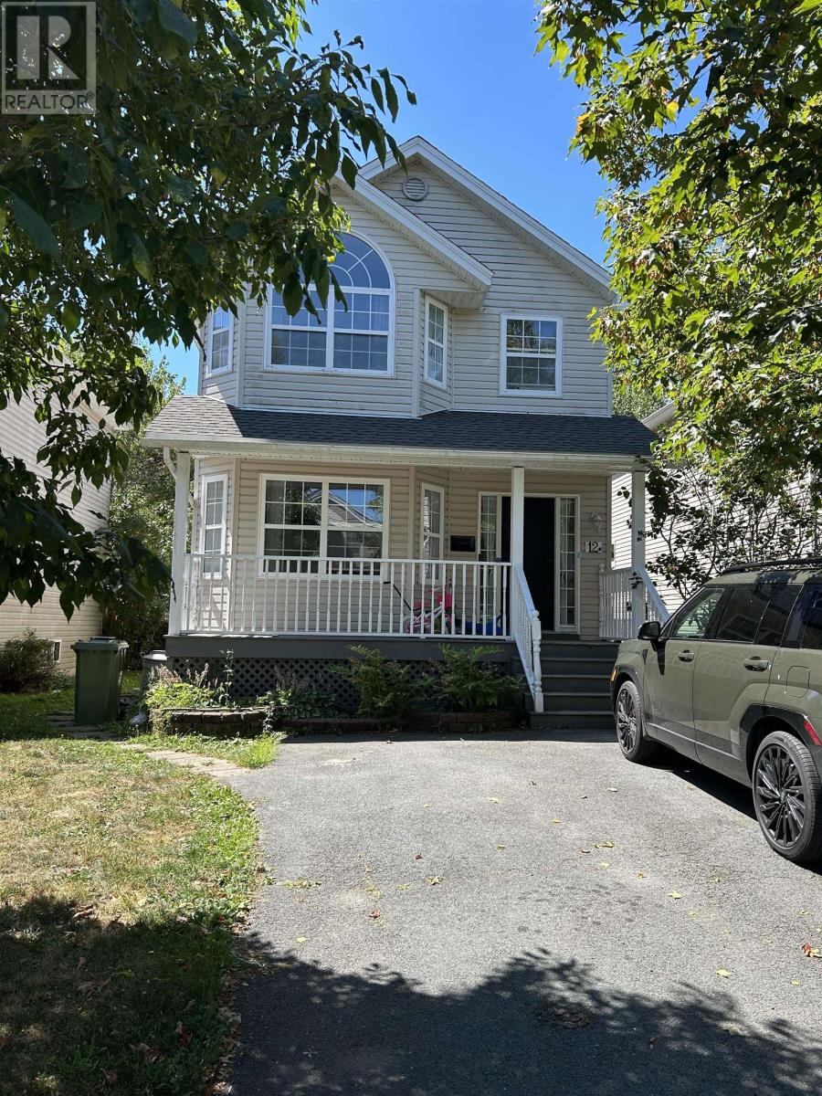 12 Keyworth Ln, Halifax, NS B3P 2T7