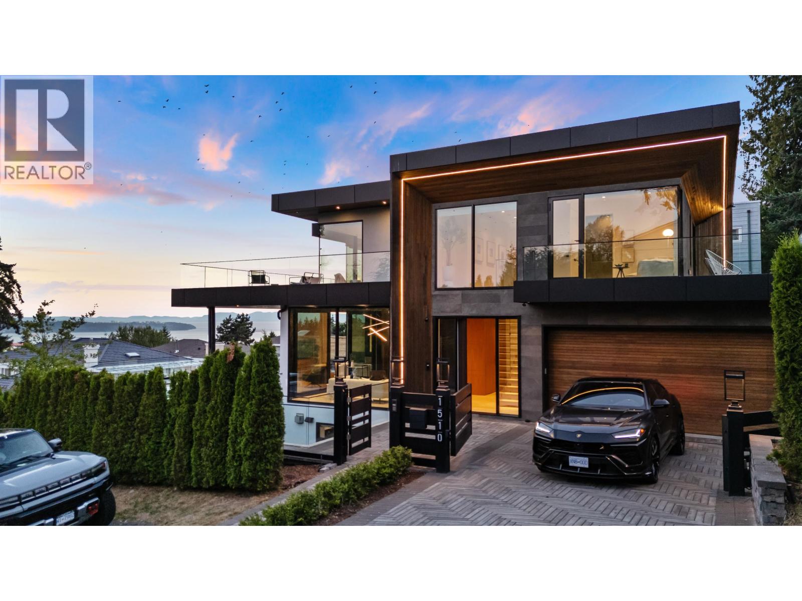 1510 Camelot Rd, West Vancouver, BC V7S 2M1