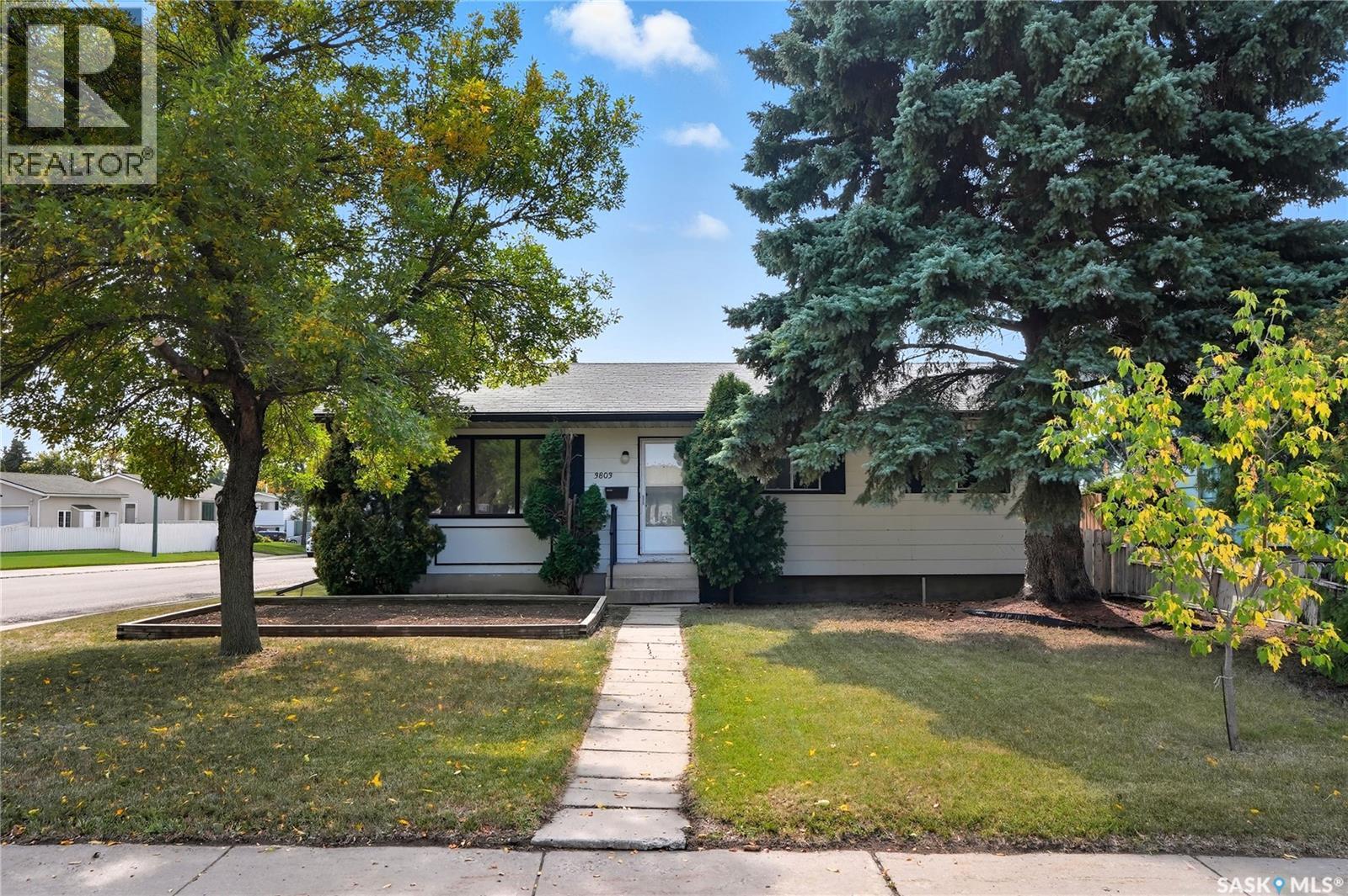 3803 Miyowhkhtowin Rd, Saskatoon, SK S7L 5T1