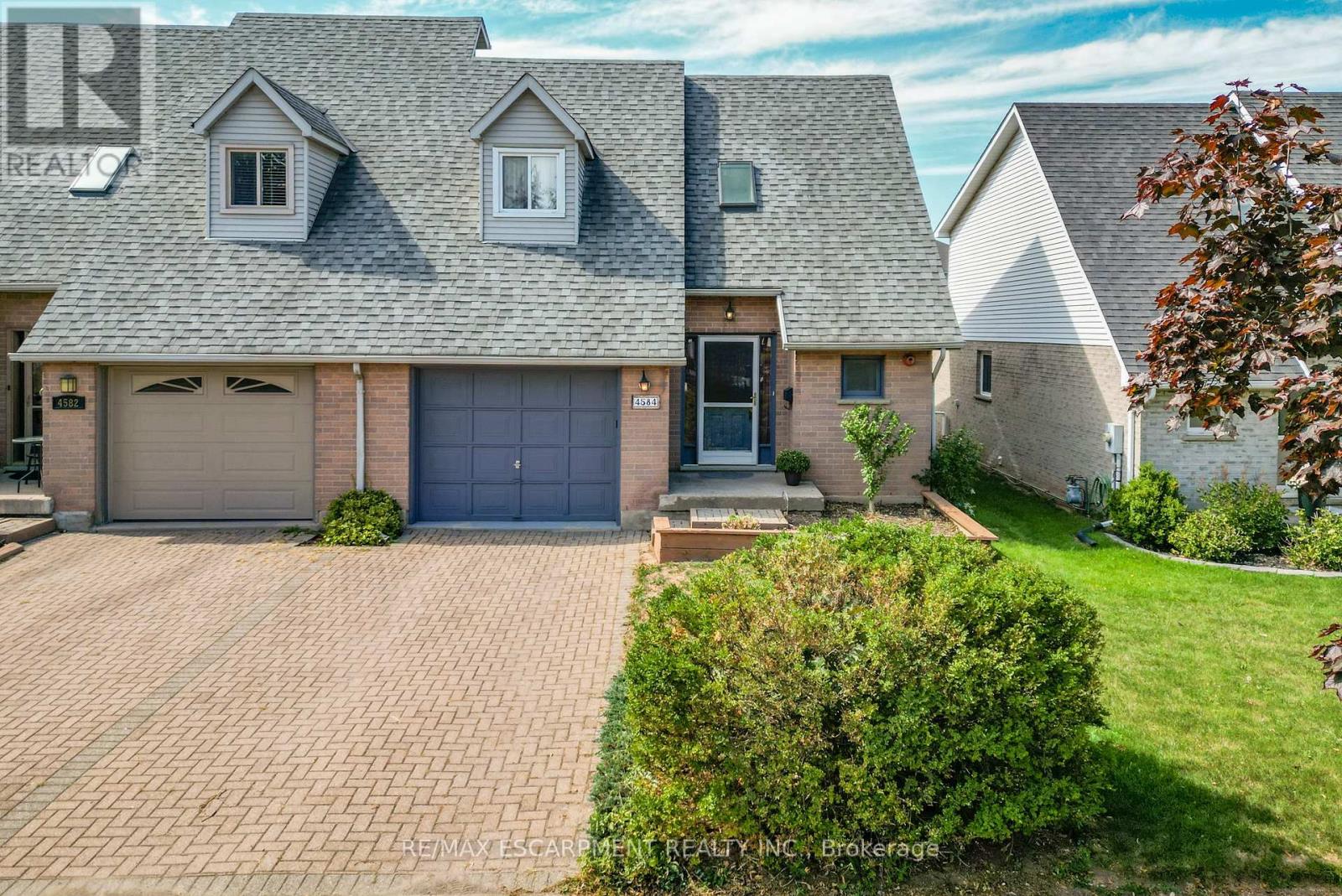 4584 Juniper Ct, Lincoln Beamsville, ON L3J 0C8
