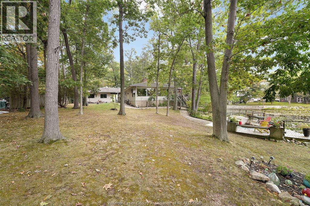 21002 Pier Rd, Chatham-Kent, ON N0P 2P0
