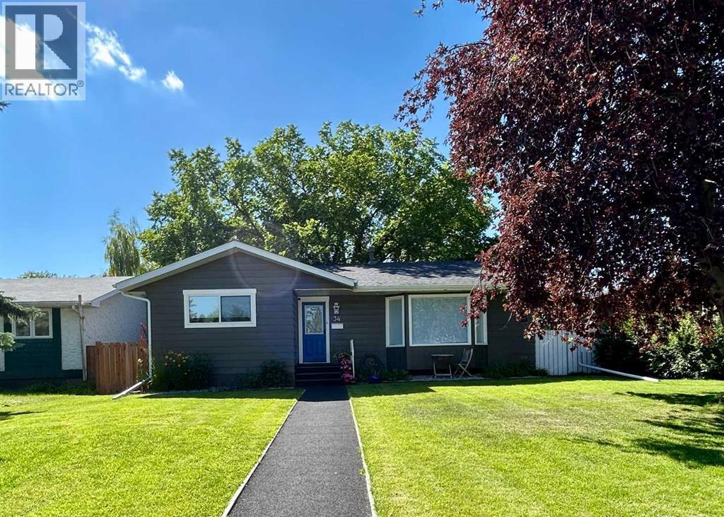 34 Wright Ave, Red Deer, AB T4N 5X2