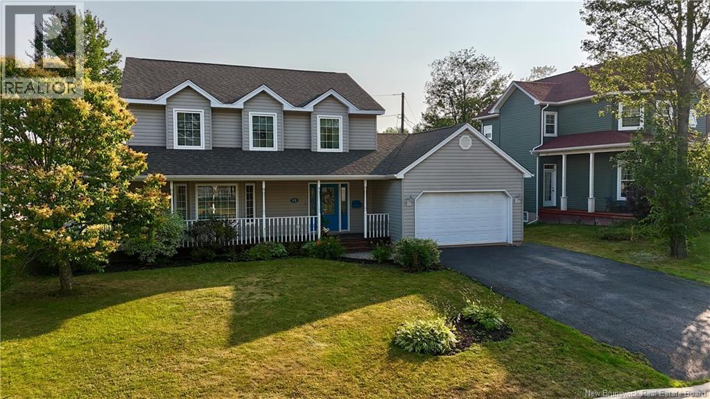 61 Copperfield Ln, Moncton, NB E1C 9Y7