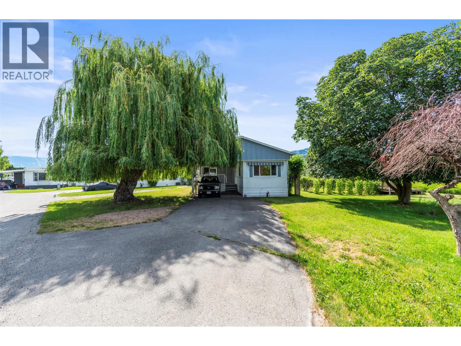 2727 Lakeshore Road Unit 101, Vernon, BC V1H 1X5