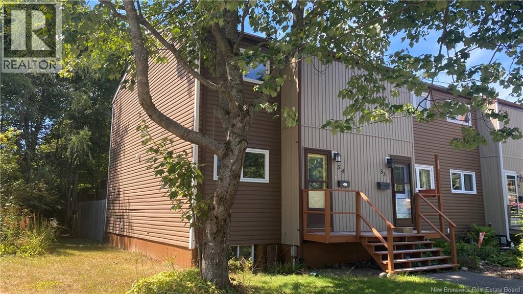 54 Somerset Park, Saint John, NB E2K 2R8