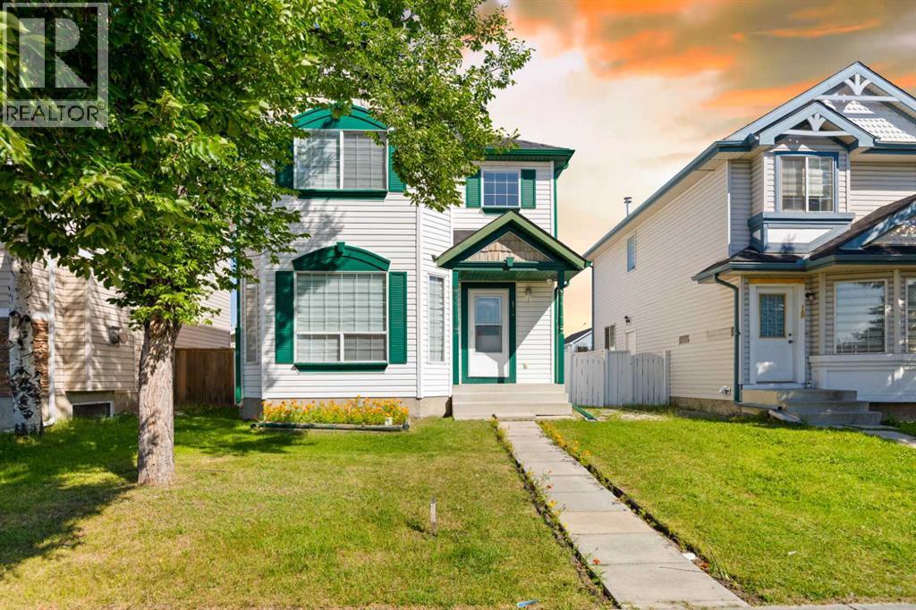 14 Tarington Park NE, Calgary, AB T3J 3V6