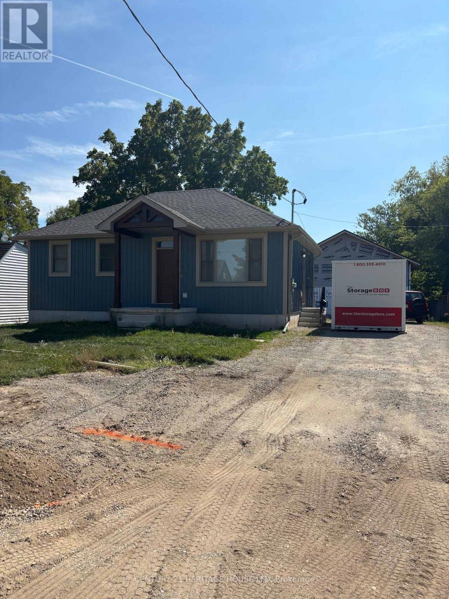 149 Chestnut St, St. Thomas, ON N5R 2B3