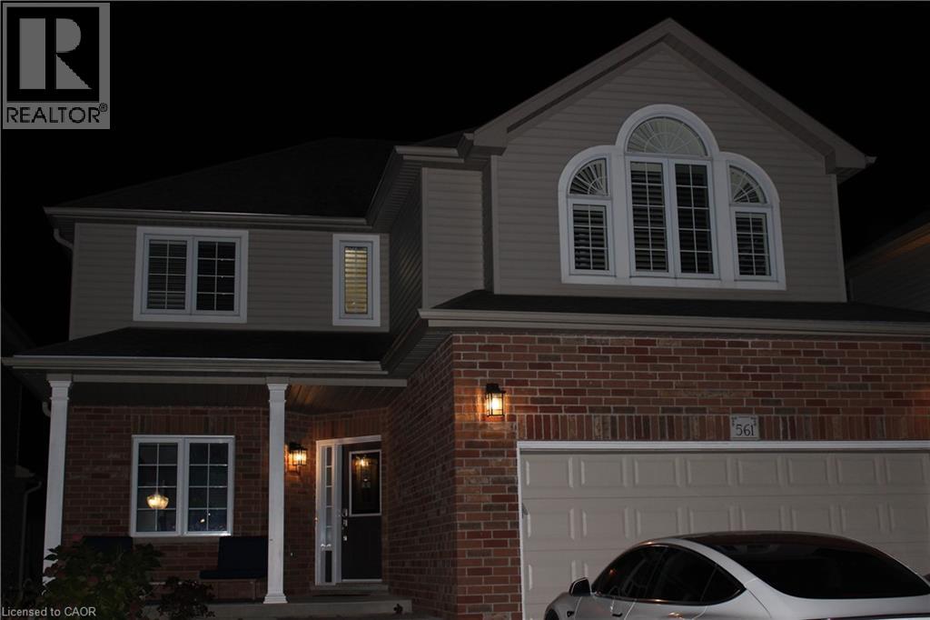 561 Thomas Slee Dr, Kitchener, ON N2P 2Y7