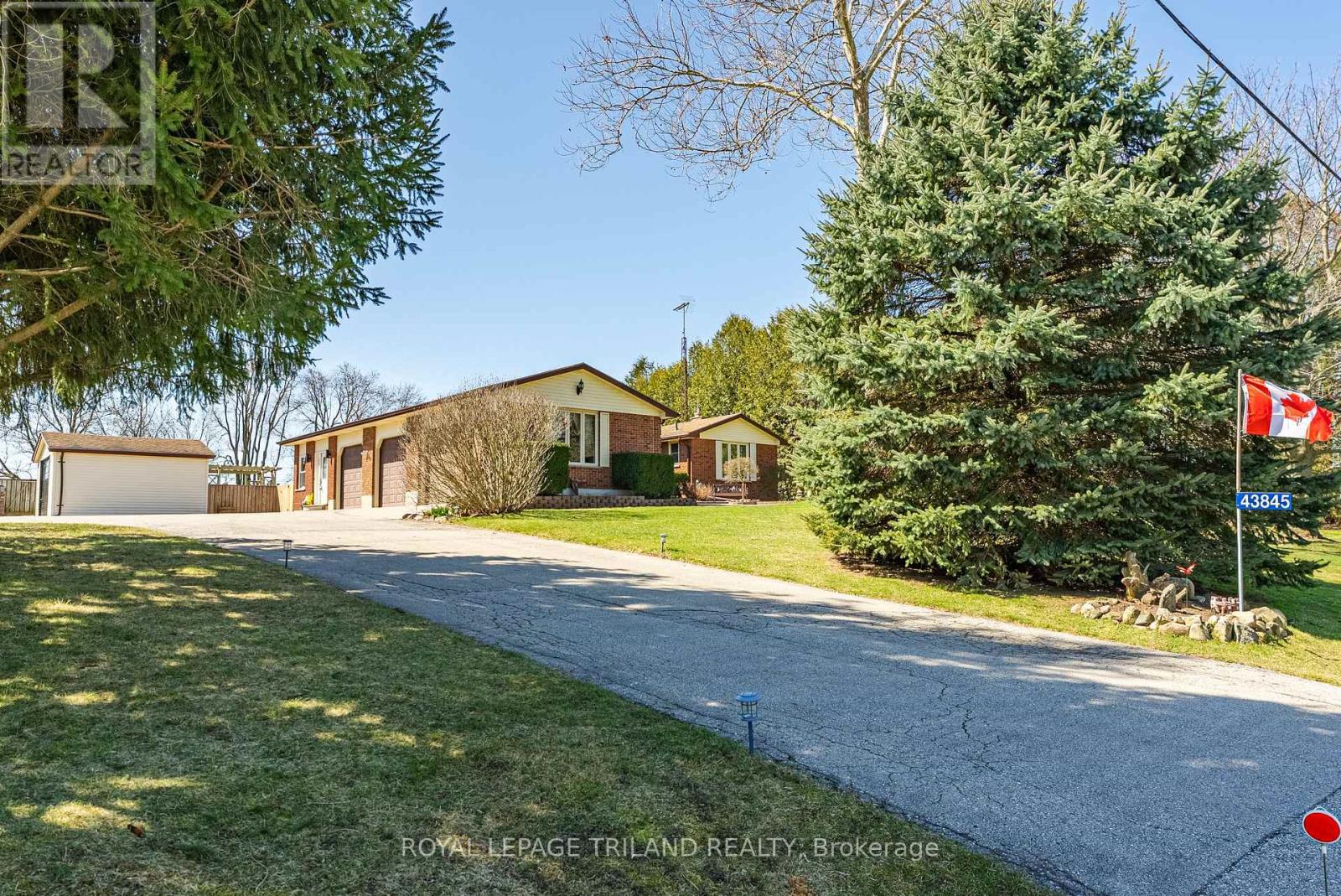 43845 Sparta Line, Central Elgin, ON N5P 3S8