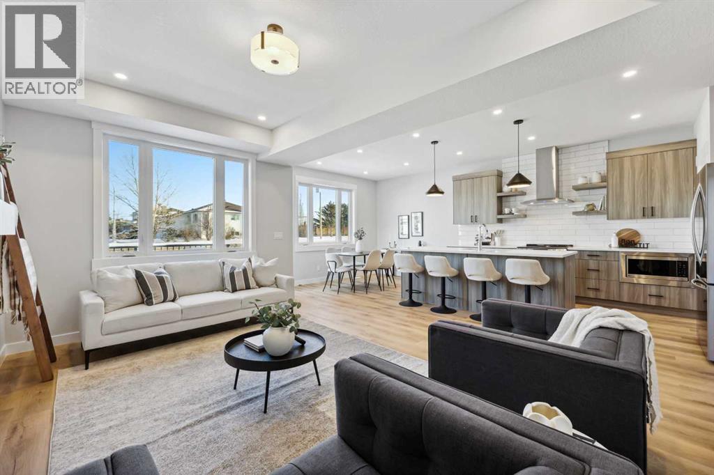 30 Clover Cres, Beiseker, AB T0M 0G0