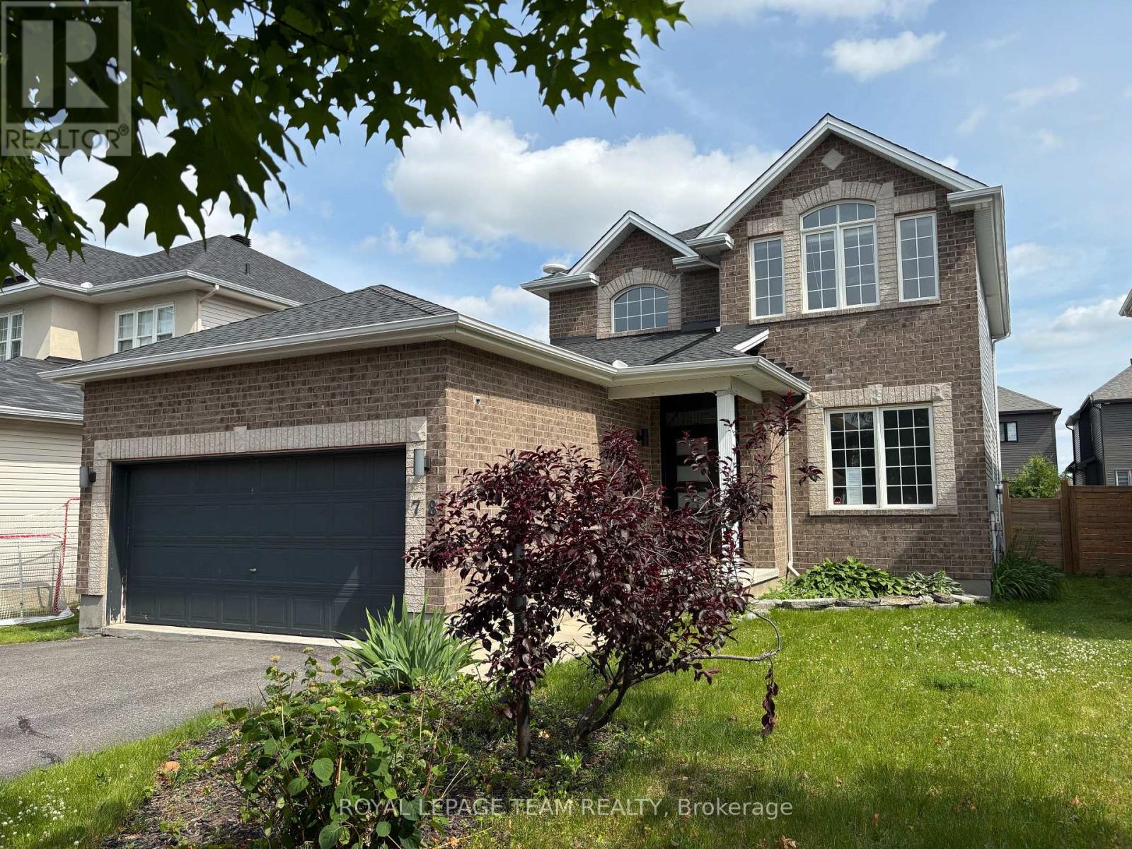 78 Friendly Cres, Ottawa, ON K2S 2B5