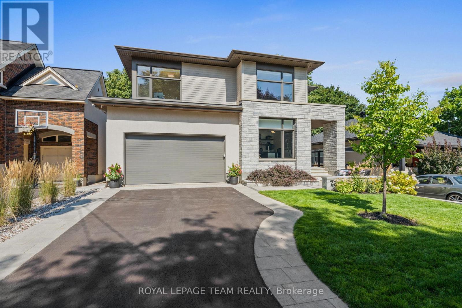 73 Kenora St, Ottawa, ON K1Y 3K9