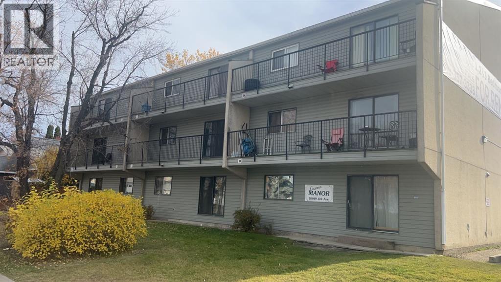 10019 104 Ave, Grande Prairie, AB T8V 1E5