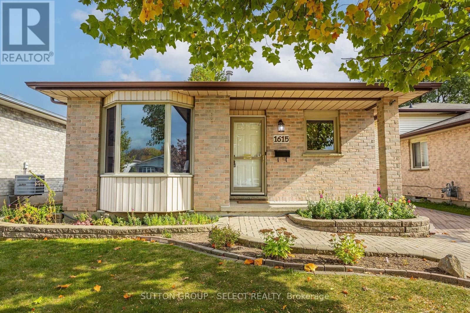 1615 Jalna Blvd, London, ON N6E 3K9