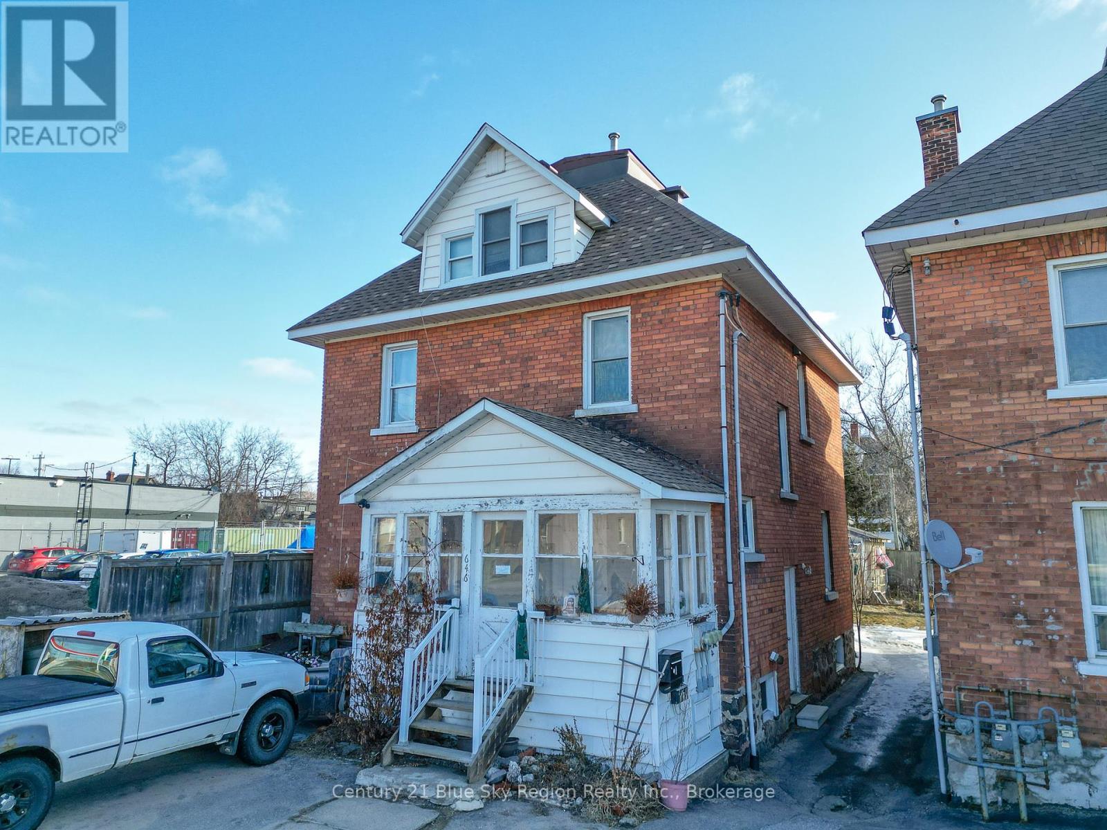 646 Main St E, North Bay, ON P1B 1B9