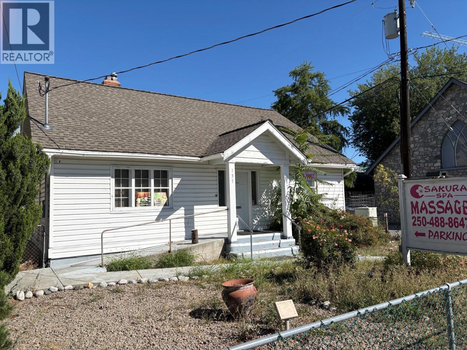 157 Wade Ave W, Penticton, BC V2A 1T7