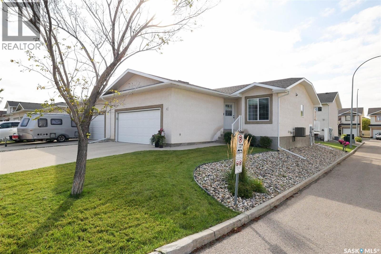 4101 Preston Crescent Unit 42, Regina, SK S4X 0G3