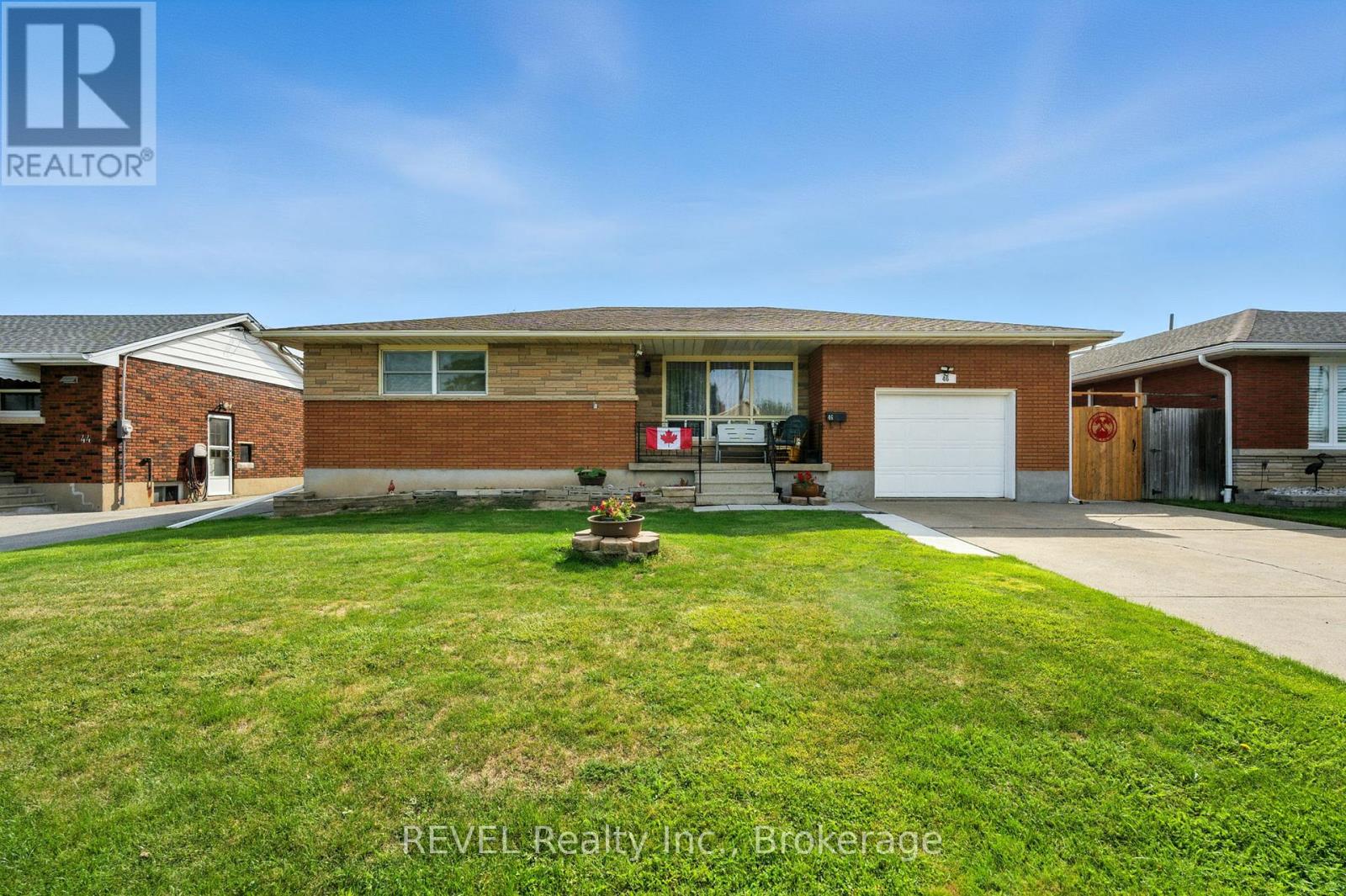 46 Collier Rd S, Thorold, ON L2V 3T1