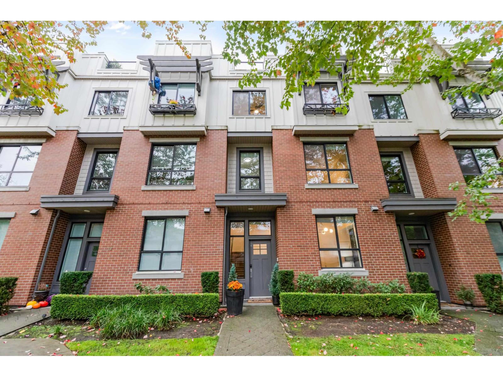 2999 151 Street Unit 14, Surrey, BC V4P 0G1