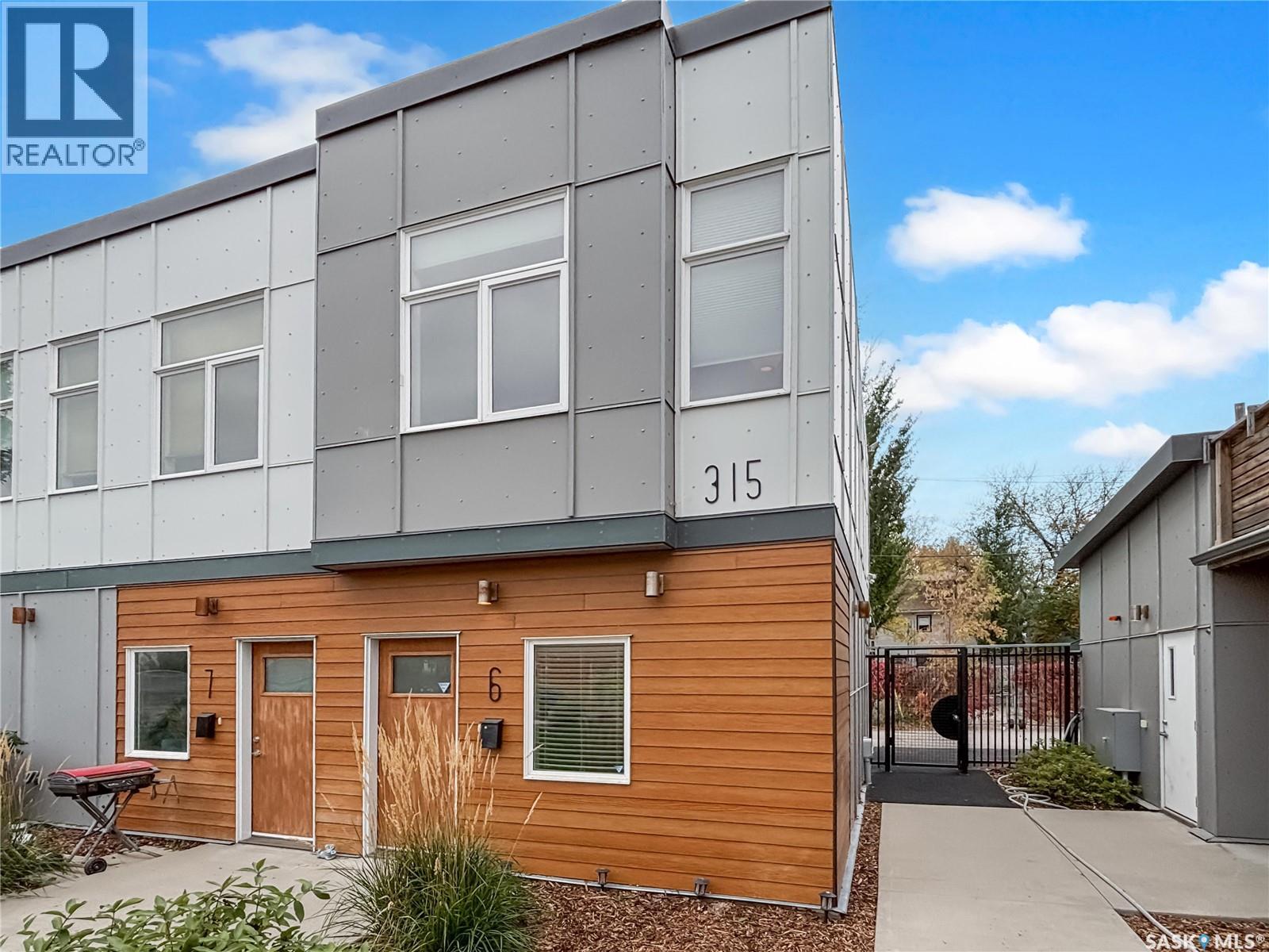 315 D Avenue S Unit 6, Saskatoon, SK S7M 1R2