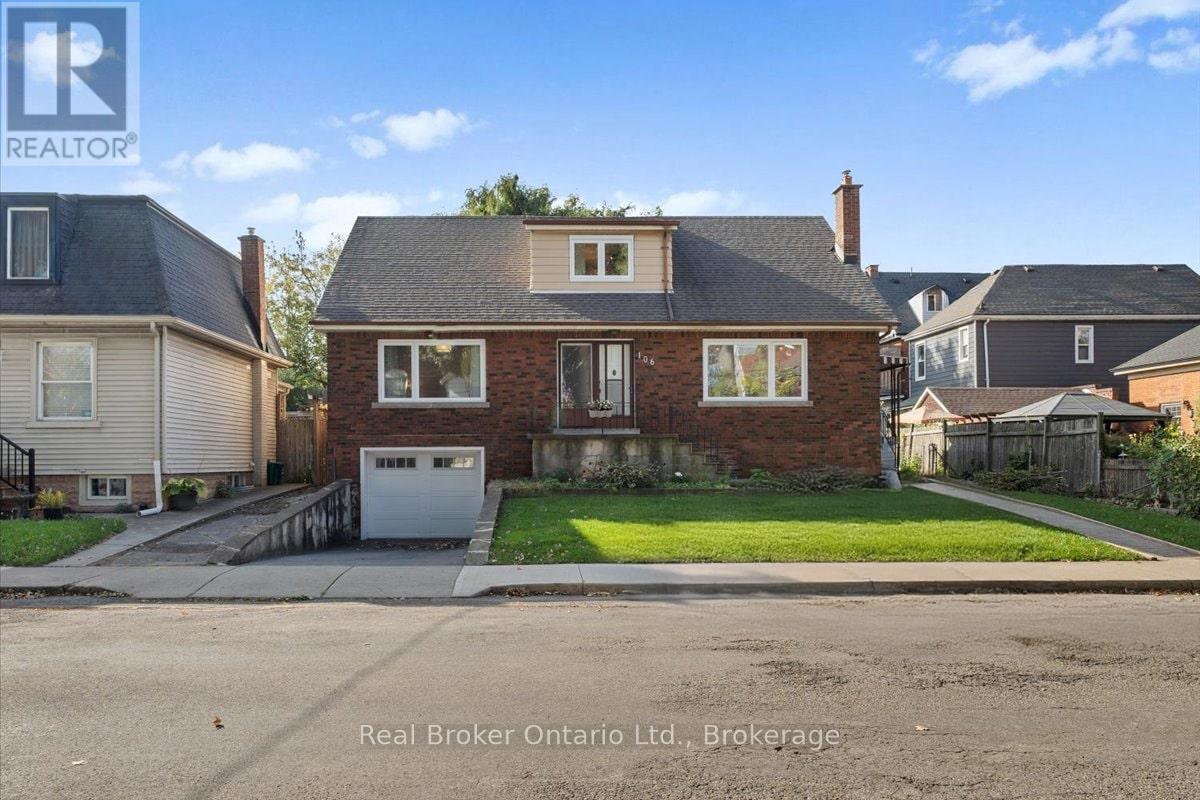 106 Simcoe St E, Hamilton, ON L8L 3N5