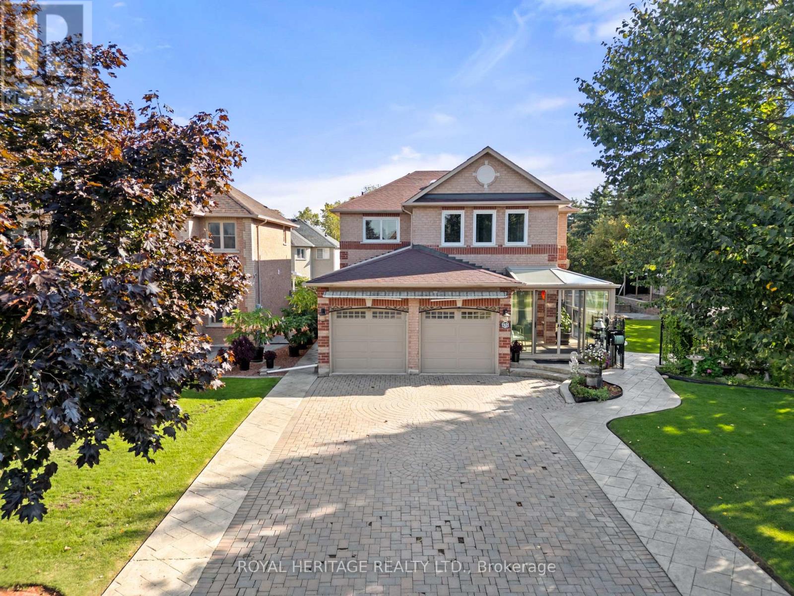 1101 Gossamer Dr, Pickering, ON L1X 2T7