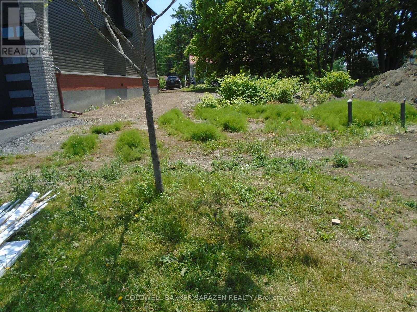281 Enclave Walk E, Ottawa, ON K4B 1H9