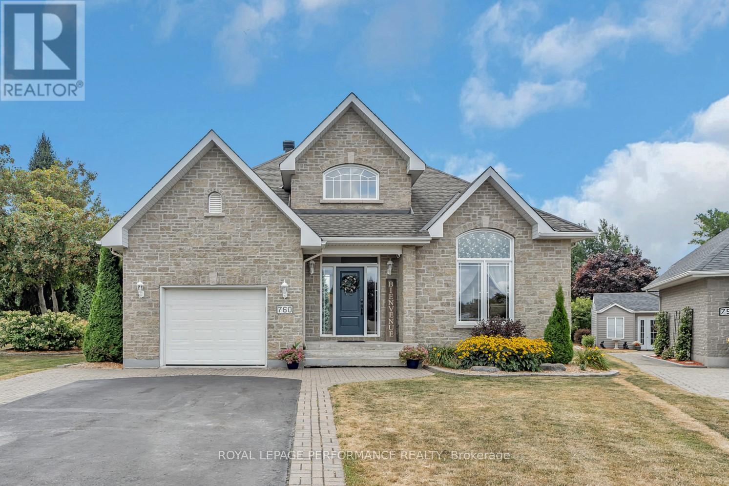 760 Levesque Cres, Casselman, ON K0A 1M0