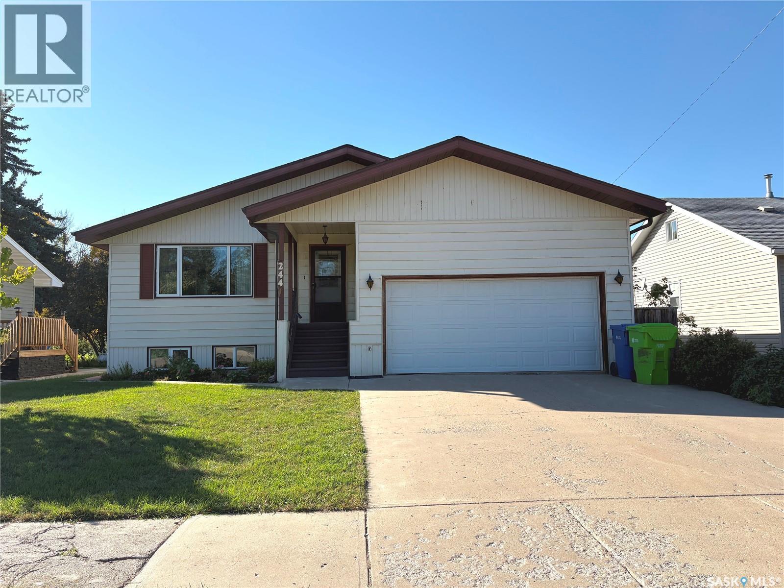 244 Central Ave S, Fort Qu'Appelle, SK S0G 1S0