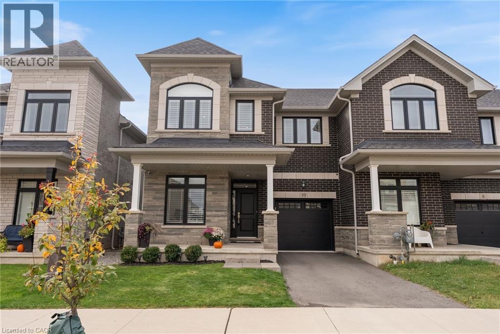 10 Granite Ridge Trl, Waterdown, ON L8B 1Y4