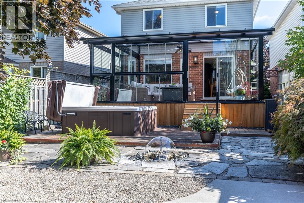 31 Bushmills Cres, Guelph, ON N1K 1T6
