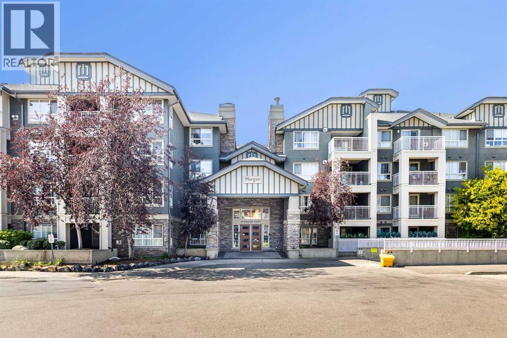 35 Richard Court Sw Unit 356, Calgary, AB T3E 7N9