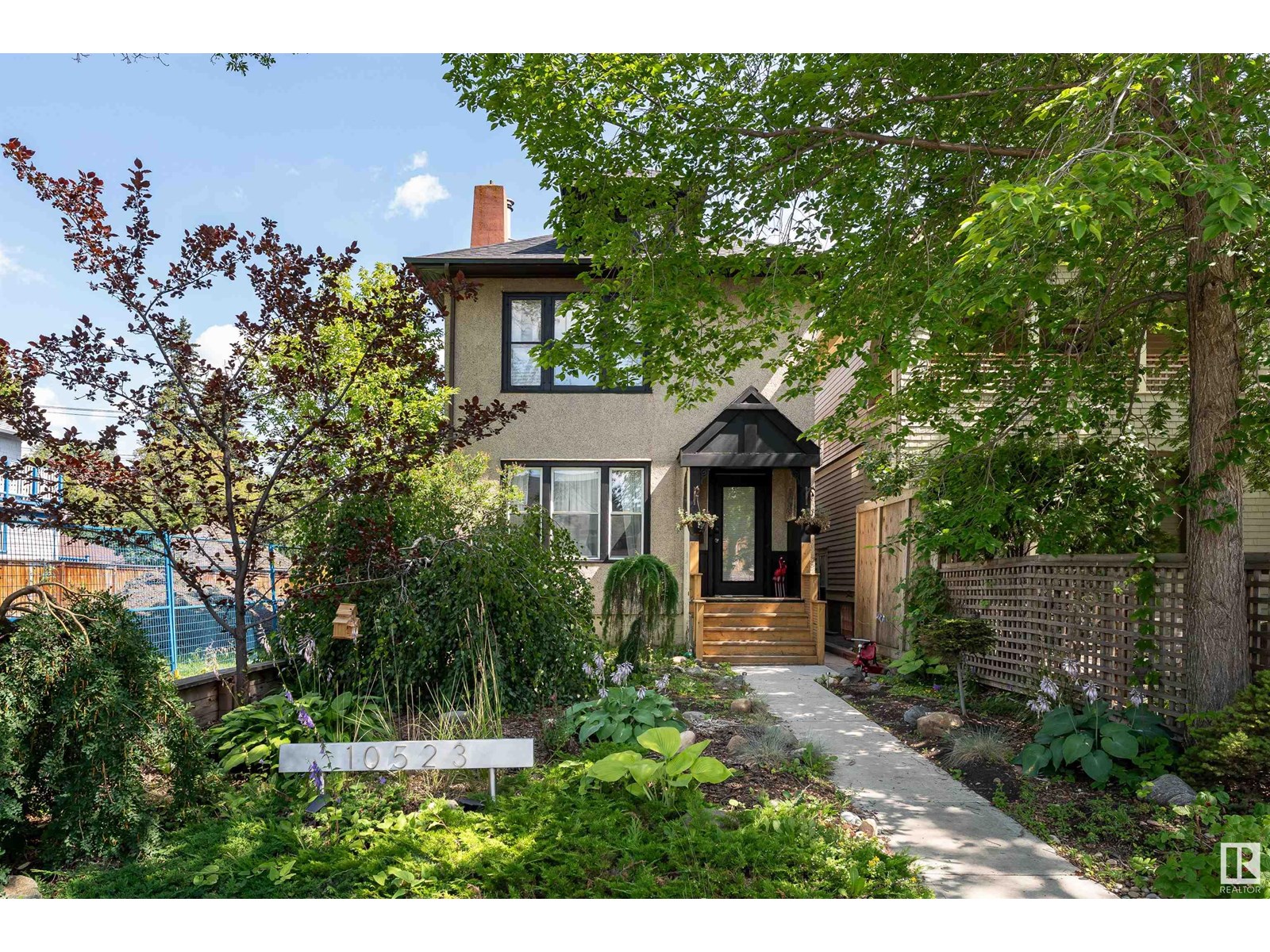 127 St Nw Unit 10523, Edmonton, AB T5N 1V8