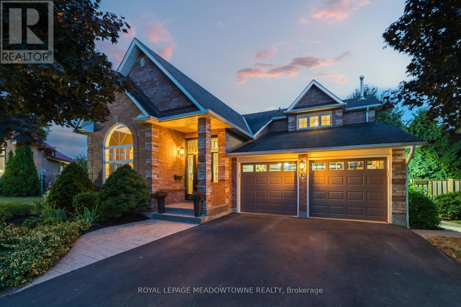 10 Janet Ct, Halton Hills, ON L7G 5N7