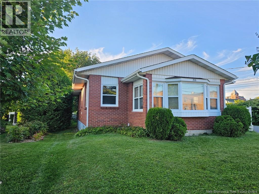 356 Chapel St, Grand Falls, NB J7W 0H7