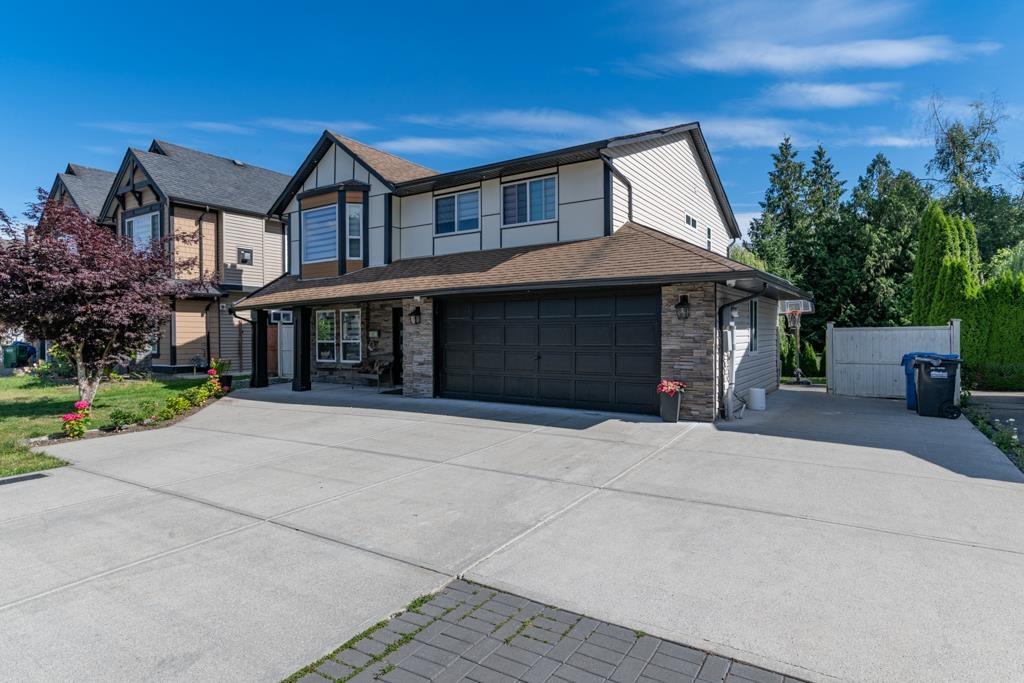 31858 Mayne Ave, Abbotsford, BC V2T 4W8