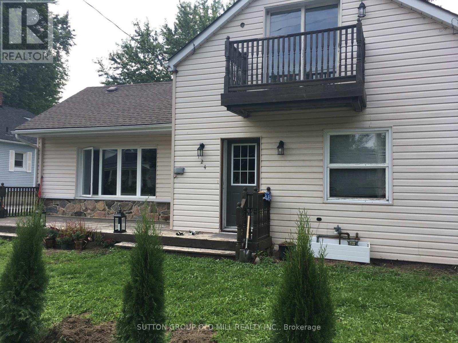 124 Bruce St S, The Blue Mountains, ON N0H 2P0