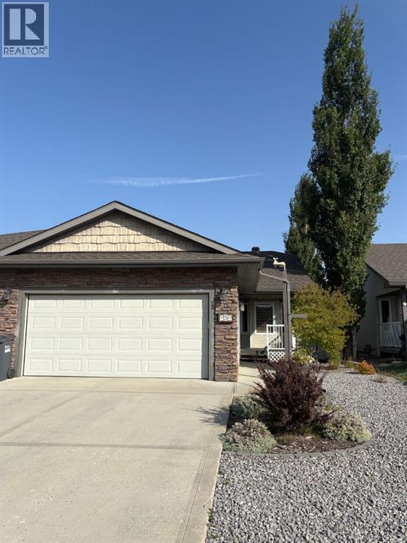 5 Victor Close, Red Deer, AB T4R 0E4