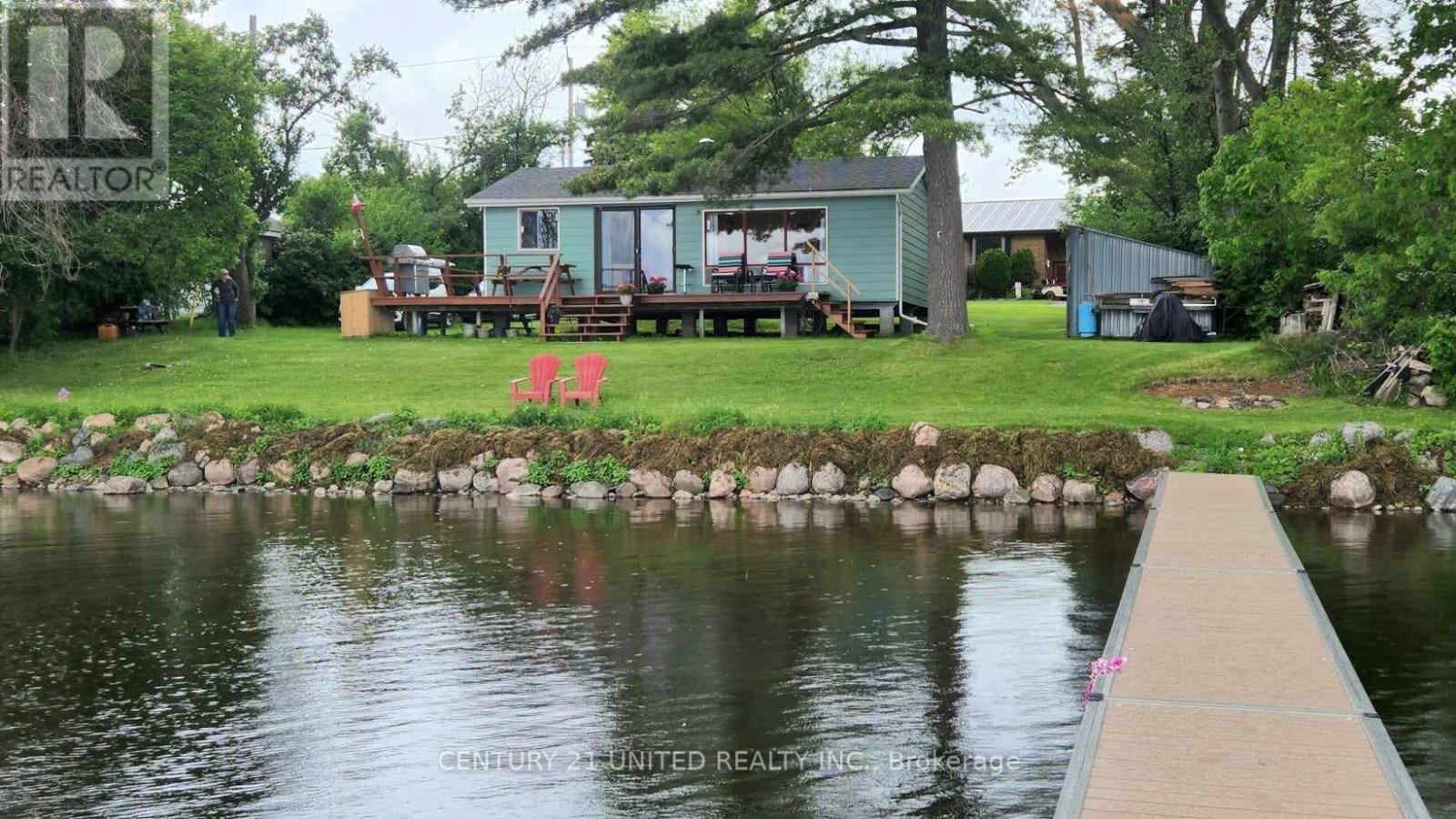 37 Lakeshore Rd, Hiawatha First Nation, ON K0L 2G0