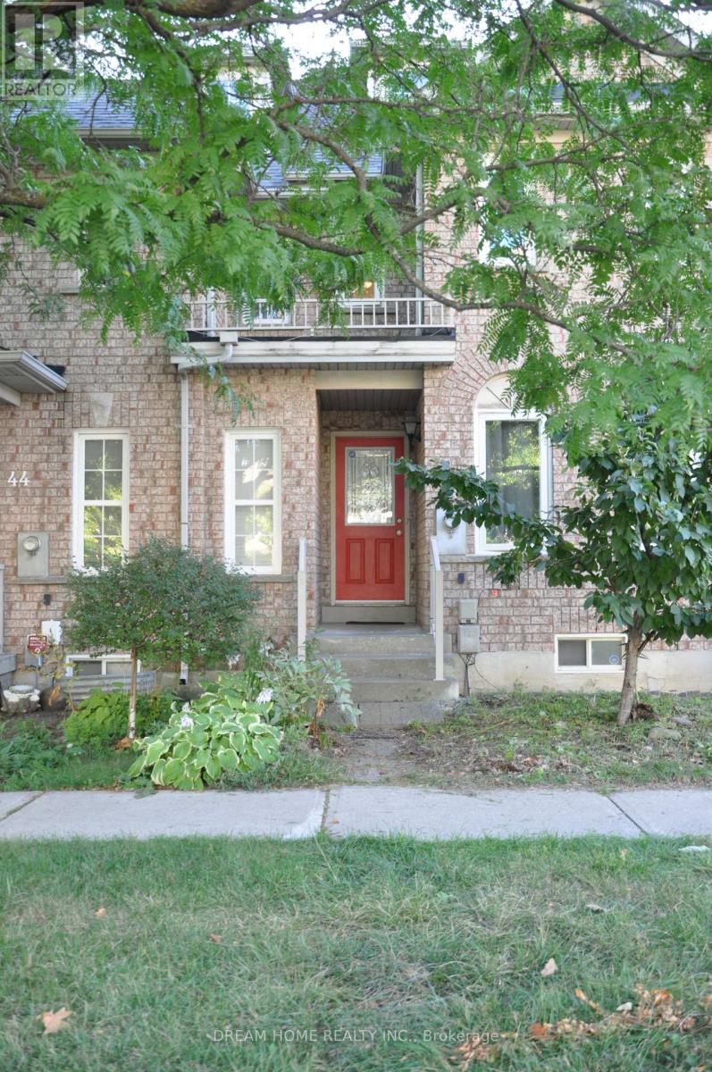 46 Baffin Ct, Richmond Hill, ON L4B 4J7