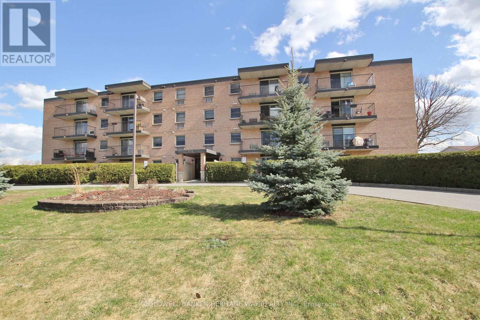 405 206 Woodward St, Carleton Place, ON K7C 4E9