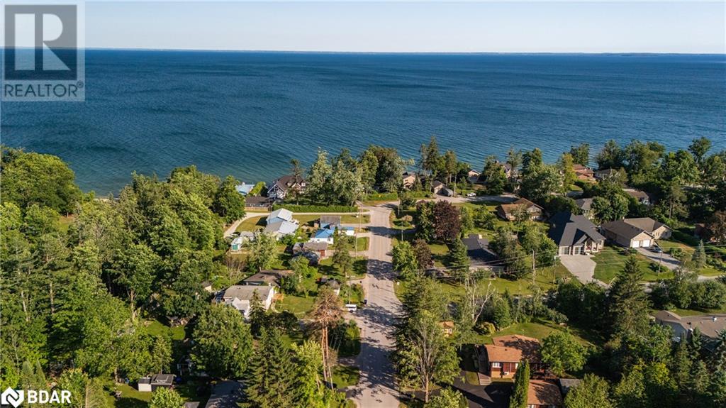47 Lakeshore Rd W, Oro-medonte, ON L0L 2E0