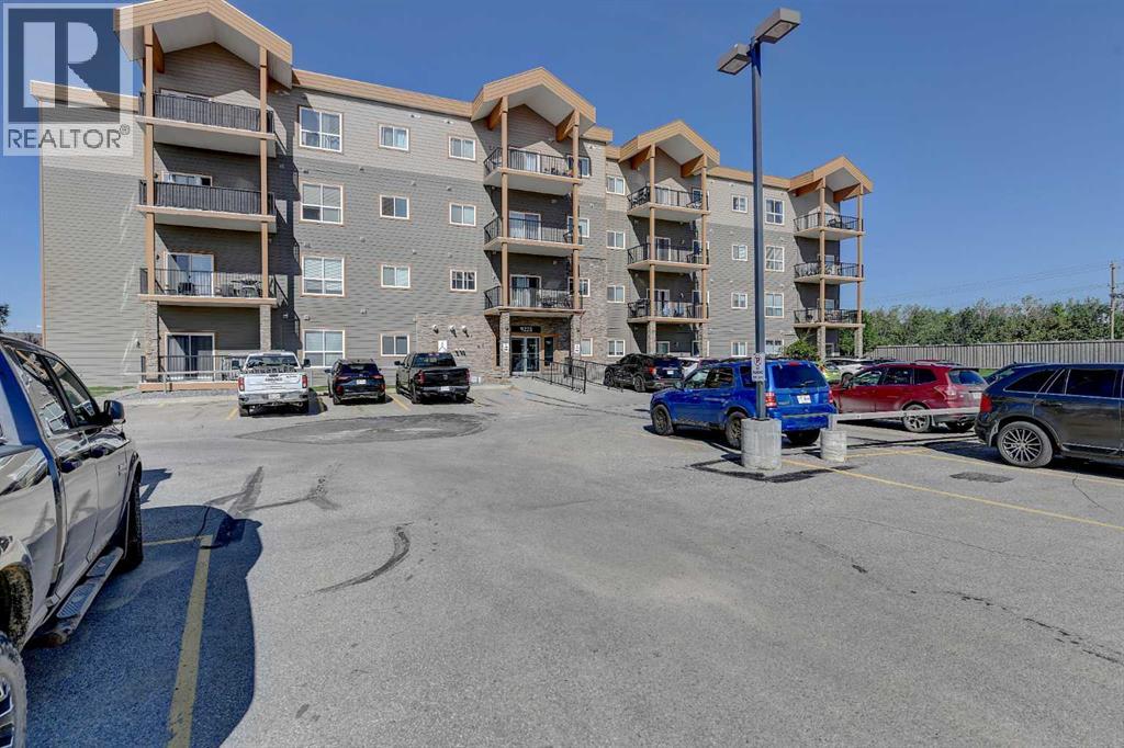 9225 Lakeland Drive Unit 308, Grande Prairie, AB T8X 0B8