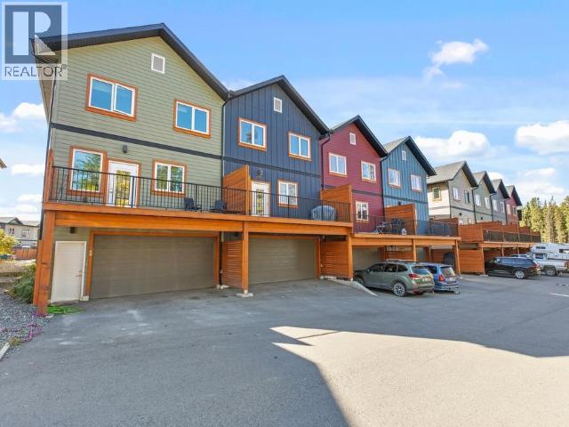 39-35 Normandy Rd, Whitehorse, YT Y1A 0L4