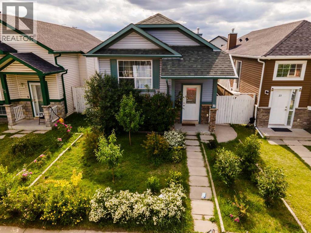19 Saddlemont Way NE, Calgary, AB T3J 4V2